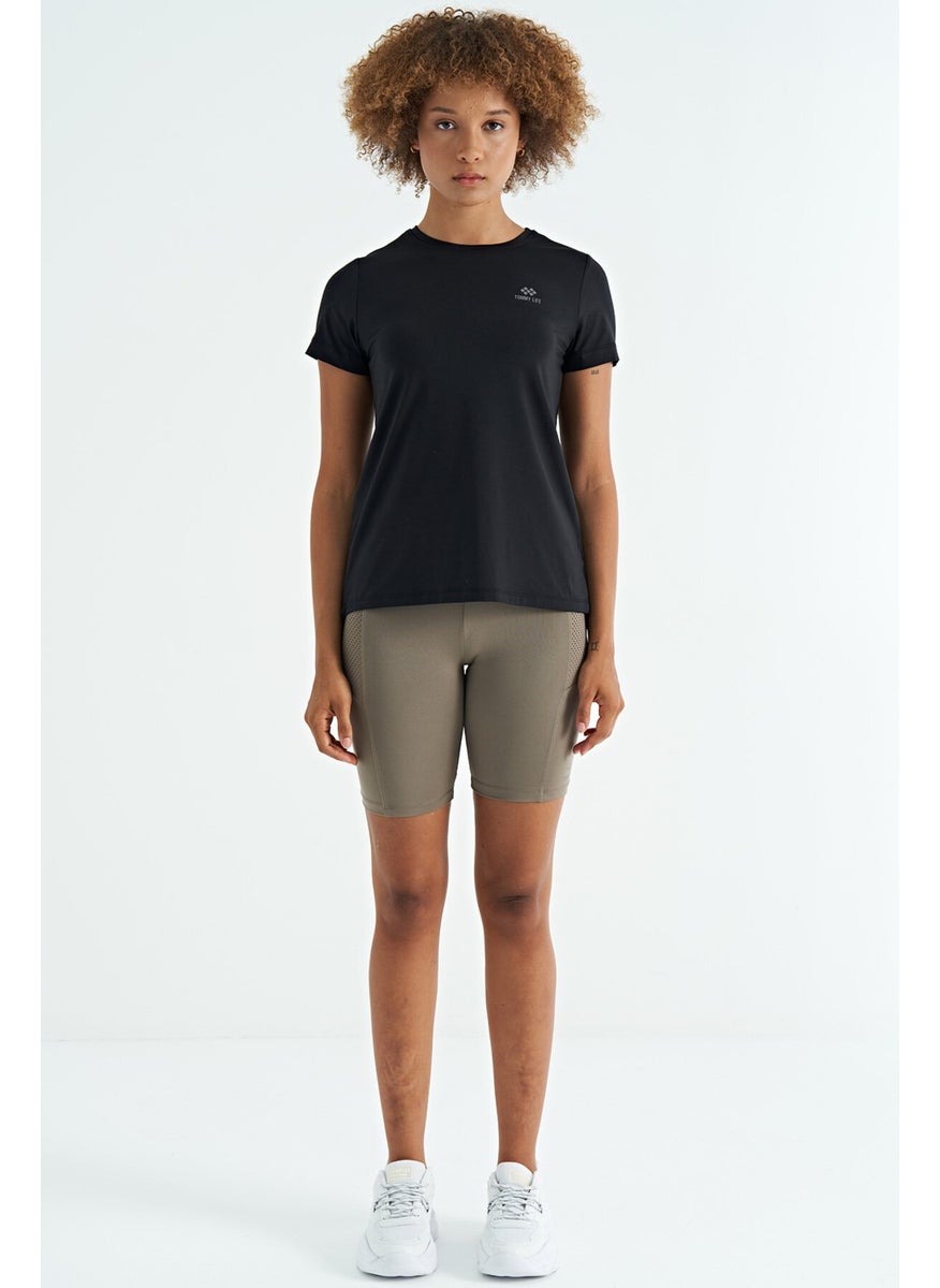 Black Back Slit Detailed O Neck Short Sleeve Standard Fit Women's T-Shirt - 97267