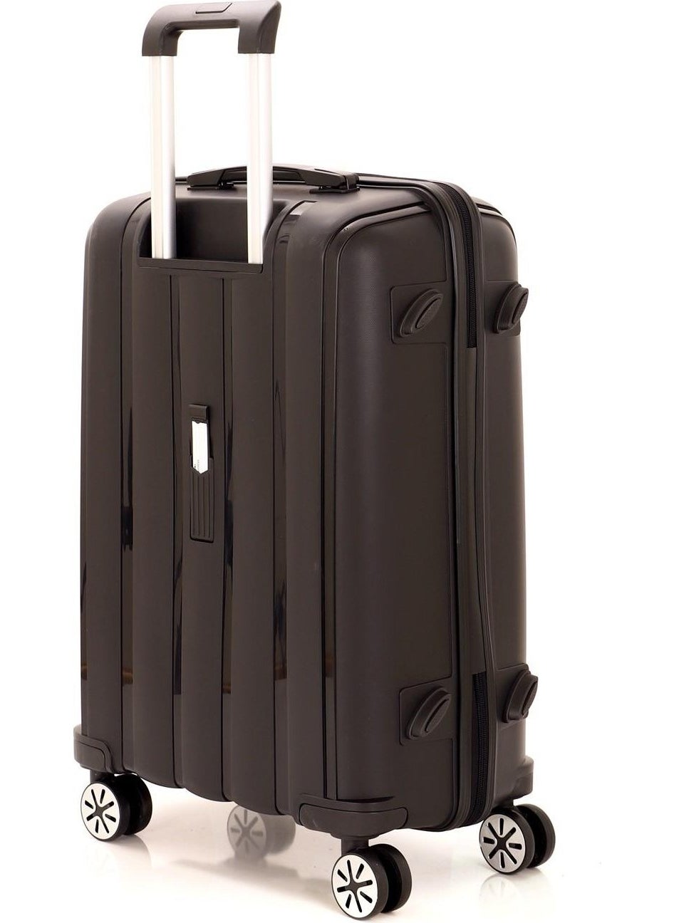 Cabin Size Four Wheeled Polypropylene Unbreakable Suitcase