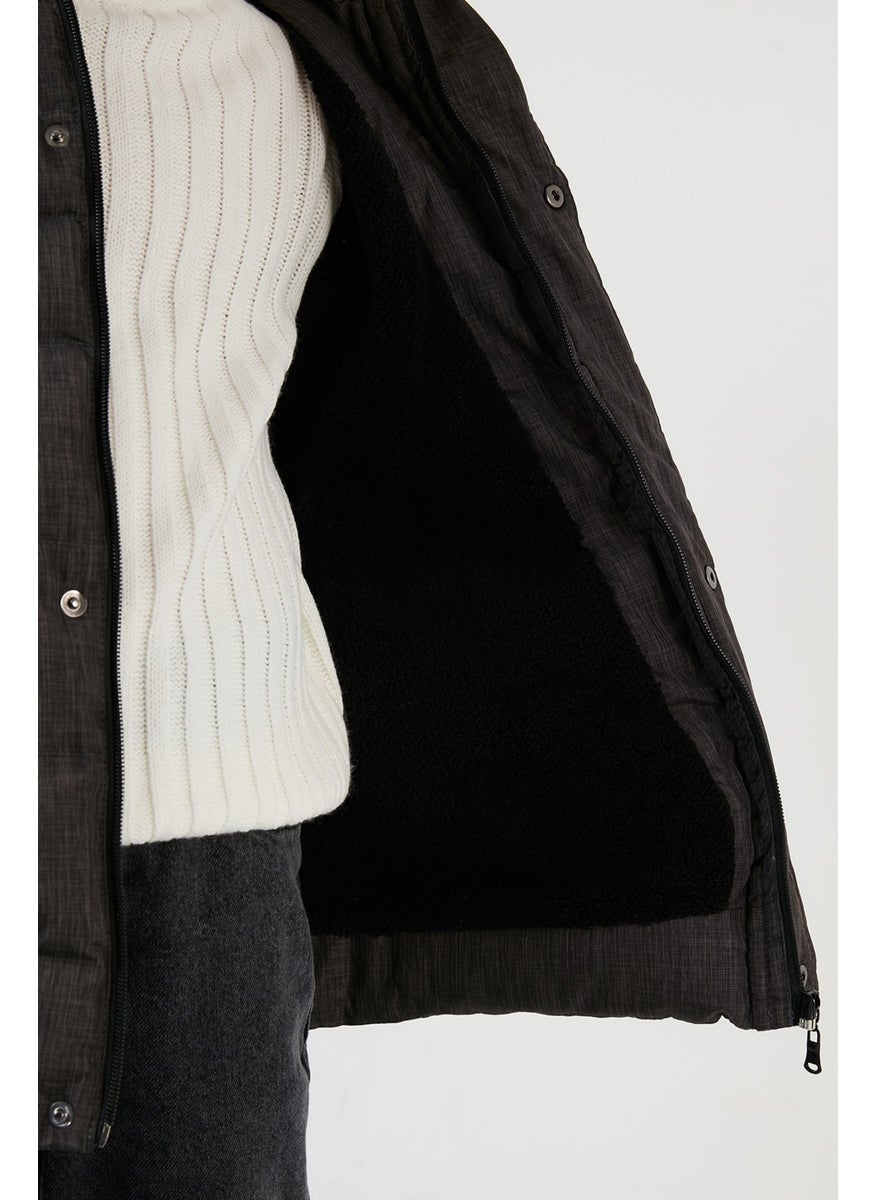 Plush Lined Removable Hooded Winter Coat with Pockets Boys' Coat 5760024