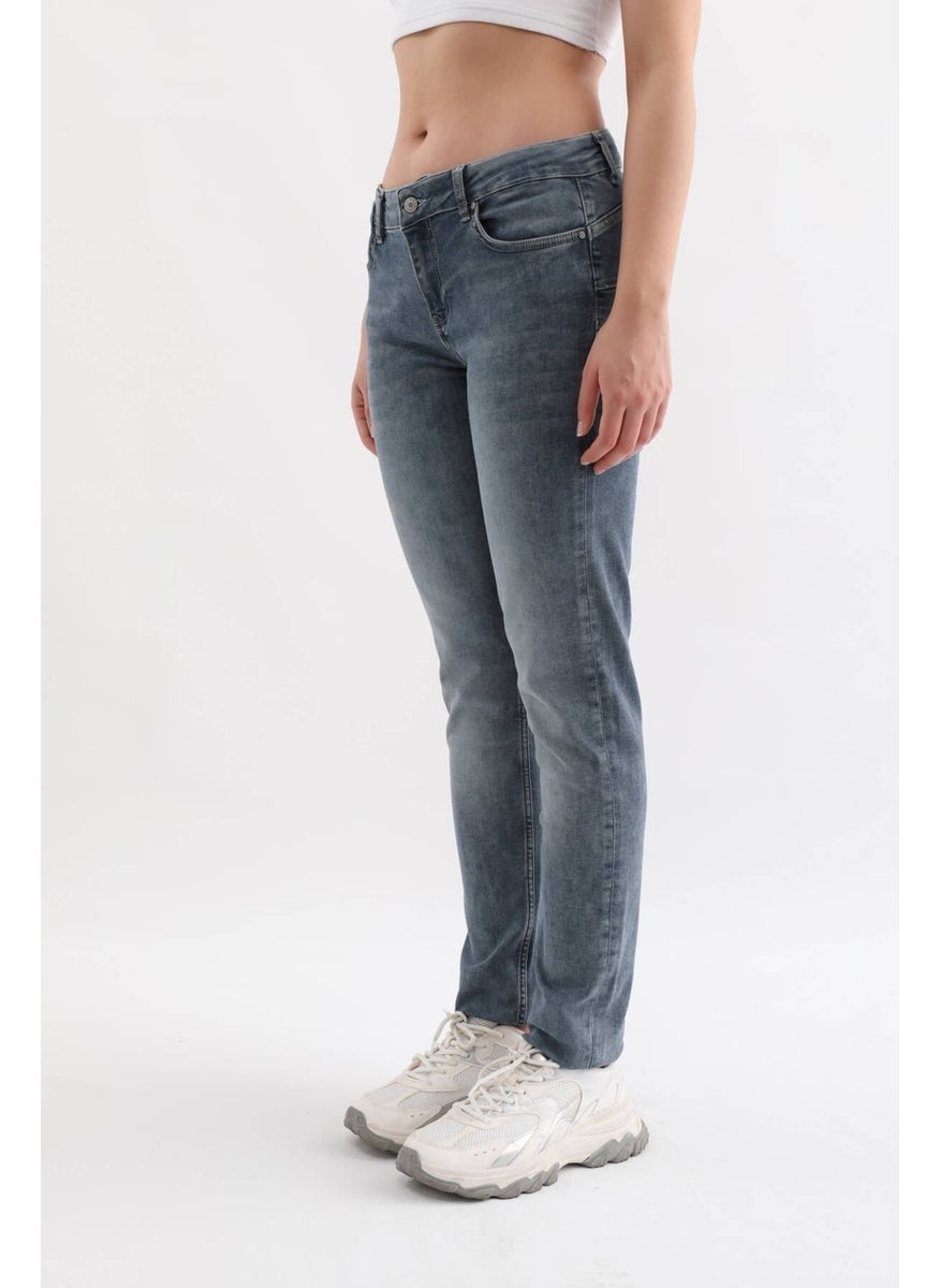 Women's Normal Waist Lycra Slim Fit Jeans Blue