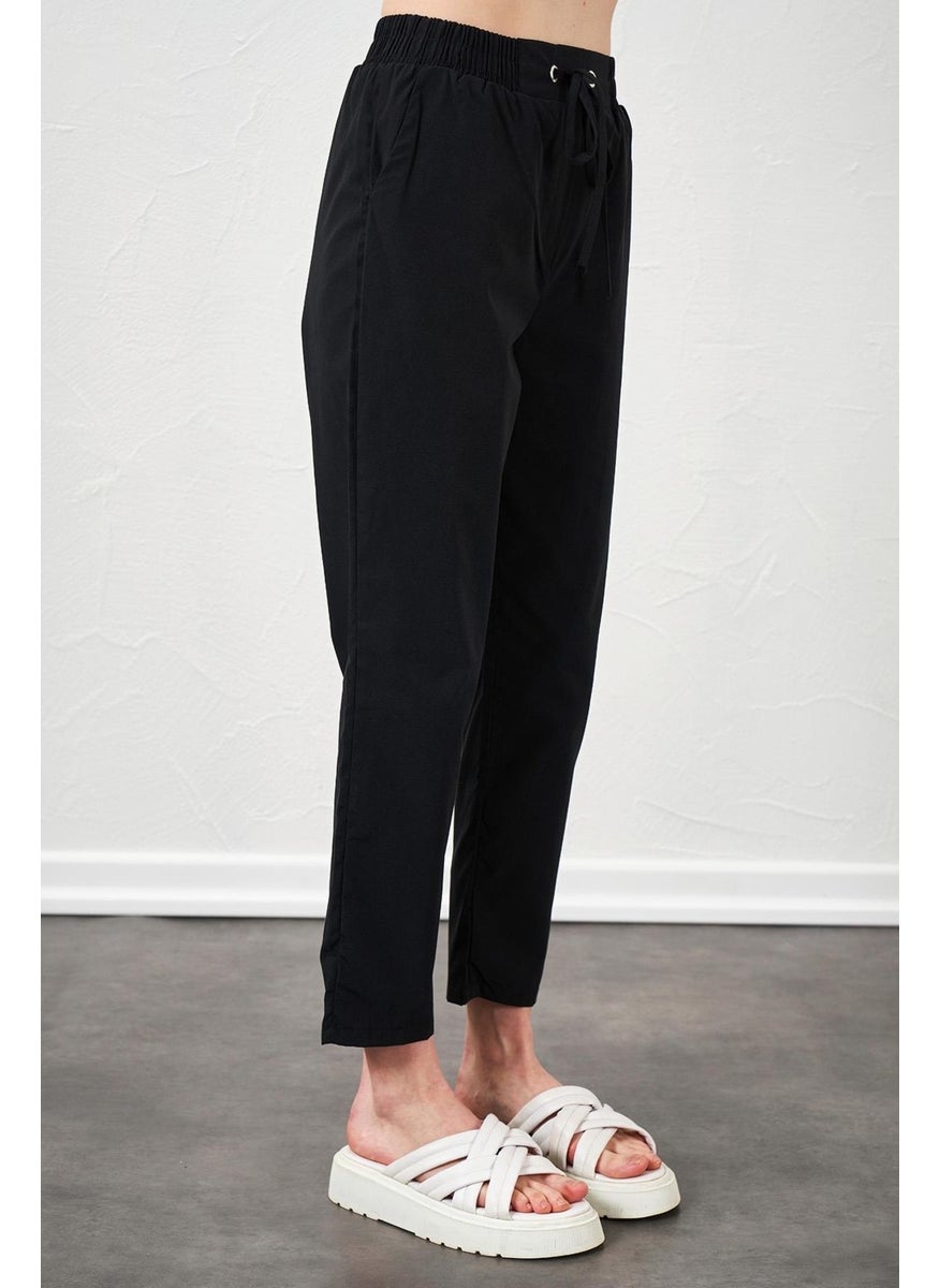 Women's Black Tie Waist Carrot Leg Poplin Trousers