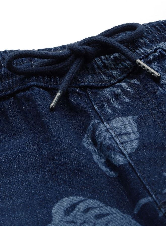 Men Regular Fit Solid Mid-Rise Denim Shorts