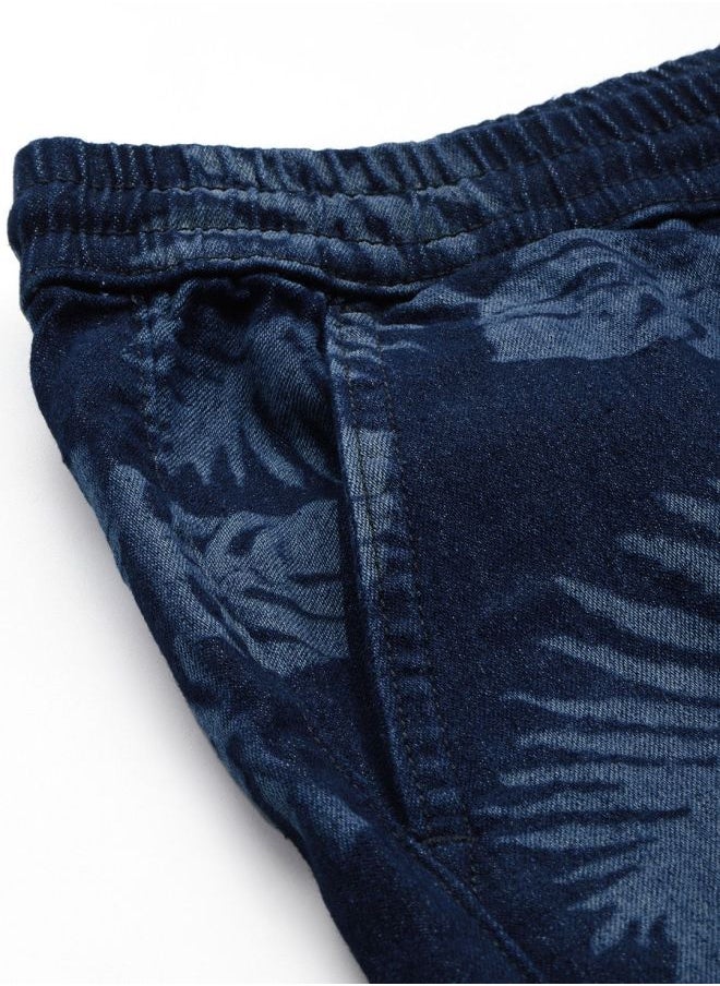 Men Regular Fit Solid Mid-Rise Denim Shorts