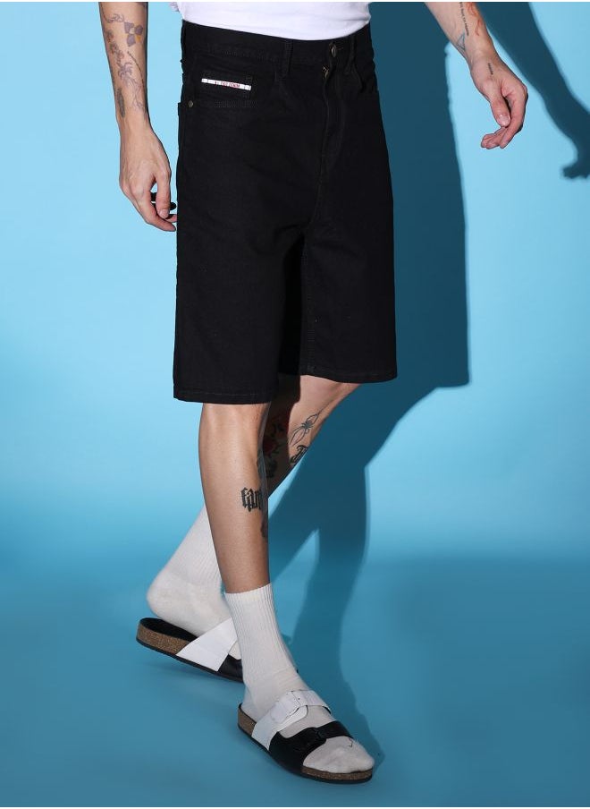 Men Regular Fit Solid Mid-Rise Denim Shorts