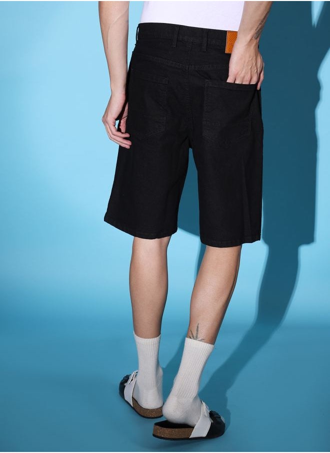 Men Regular Fit Solid Mid-Rise Denim Shorts