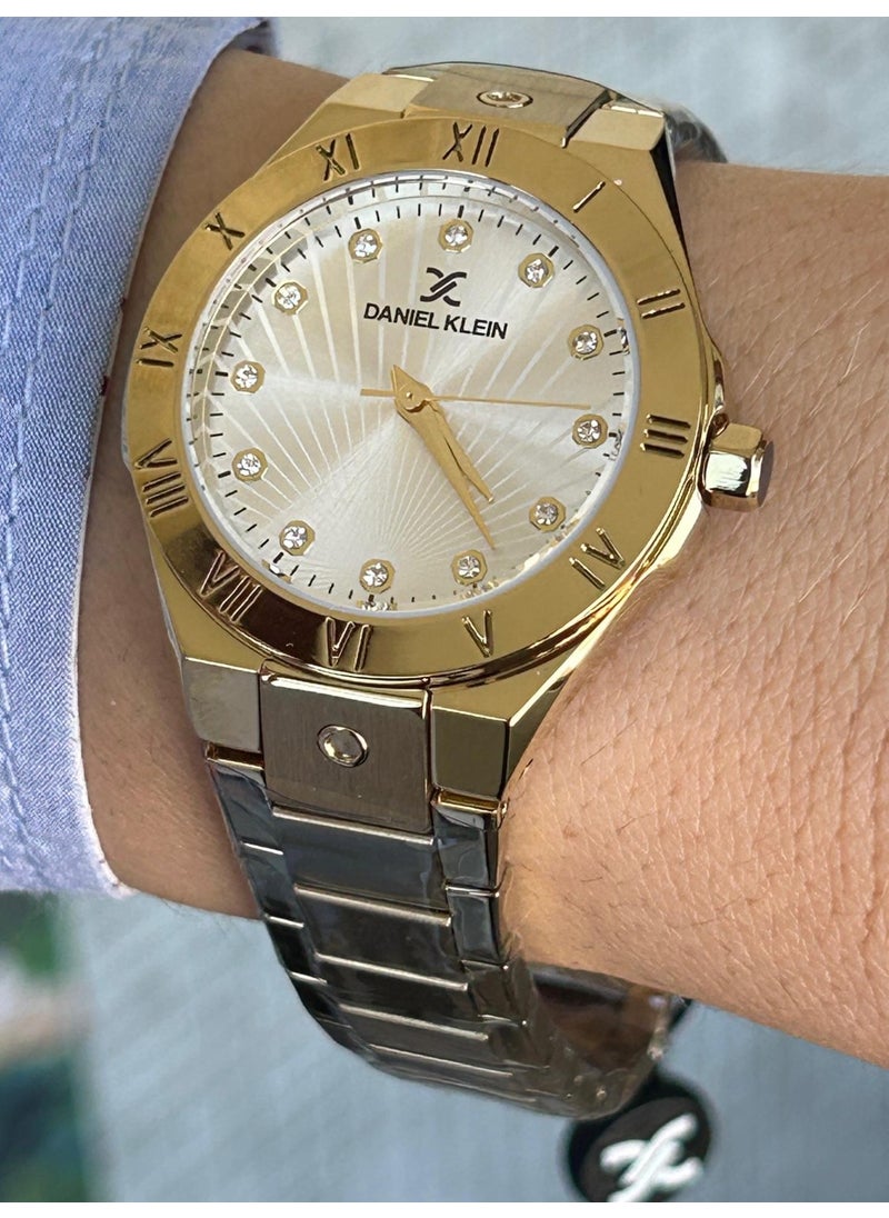 Modern, Stylish, Sporty New Model Women's Wristwatch Suitable for All Uses