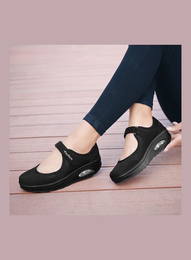 Solid Velcro Strap Closure Comfort Black