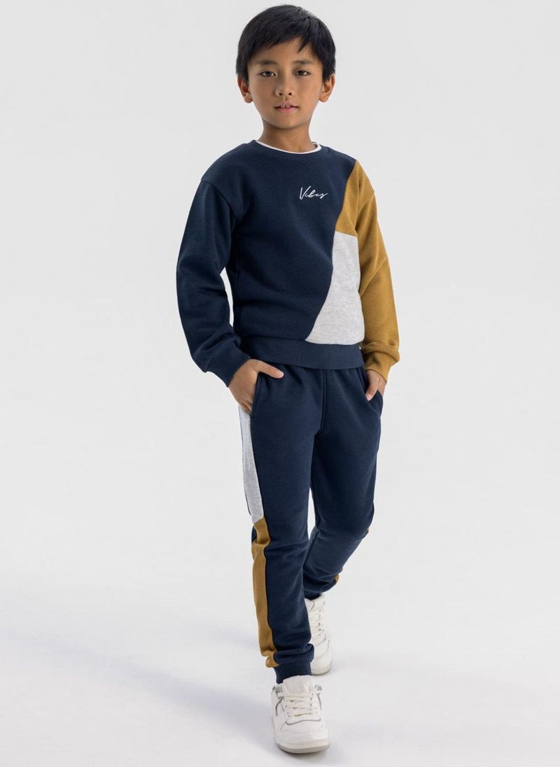 Boys Kids Tracksuit with Print – 2 Piece Set