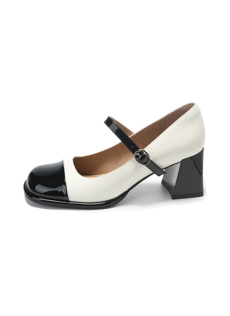 Vintage Mary Jane Pumps Black White Round Toe Chunky Heel White