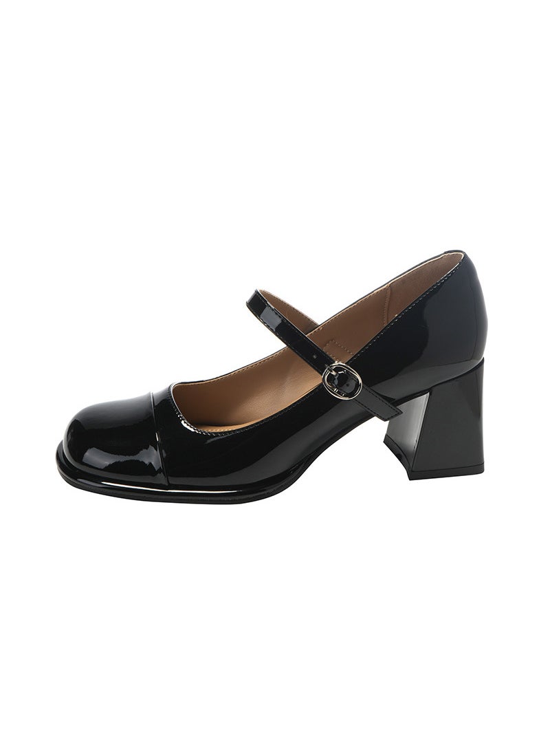 Vintage Mary Jane Pumps Black White Round Toe Chunky Heel Black