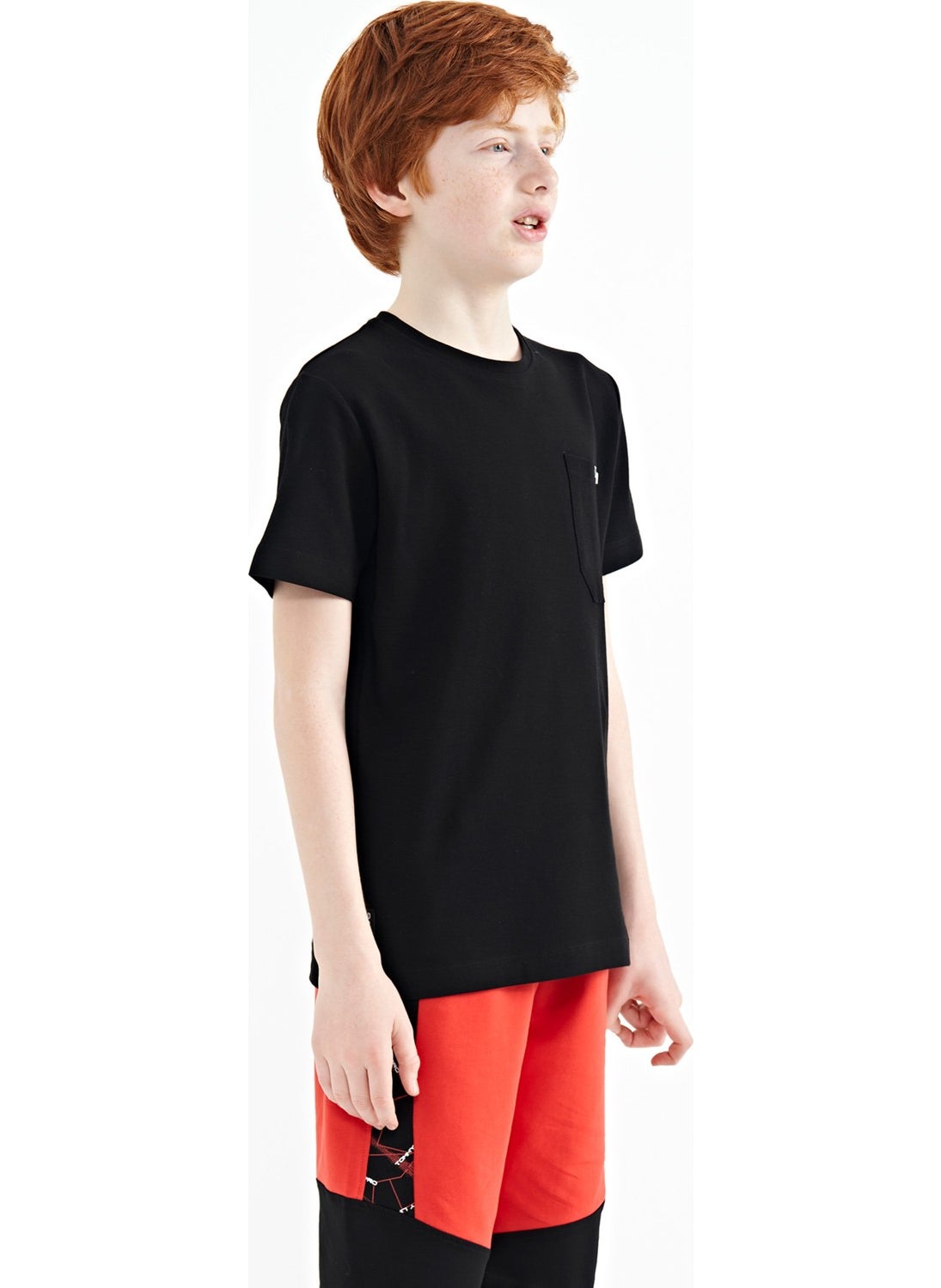 Black Pocket Detailed O Neck Standard Pattern Boy T-Shirt - 11120