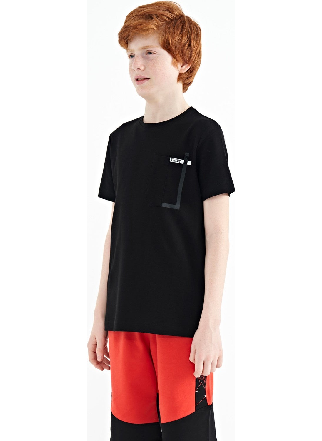 Black Pocket Detailed O Neck Standard Pattern Boy T-Shirt - 11120