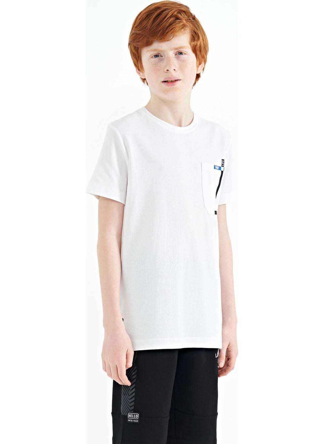 White Pocket Detailed O Neck Standard Pattern Boy T-Shirt - 11120