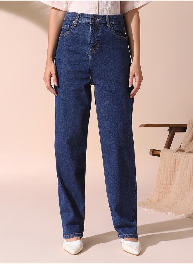 Women indigo straight fit solid 98% cotton 2% spandex jeans with button & zip closure- perfect for making bold moves.
