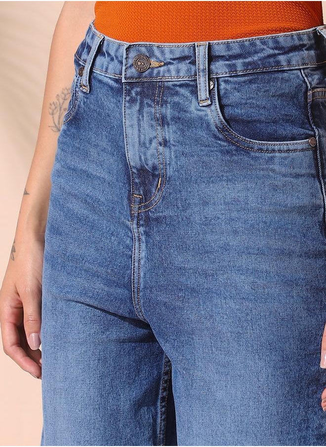 Women indigo relaxed fit solid 98% cotton 2% spandex jeans with button & zip closure- tailored to elevate your everyday.