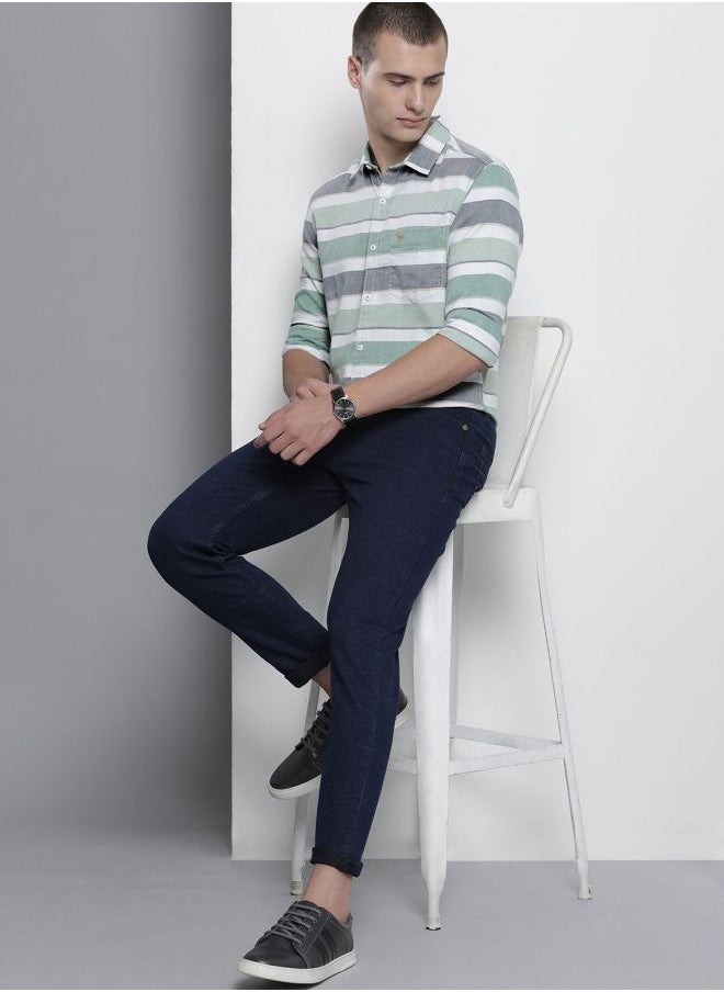 Men Regular Fit Striped Full Sleeves Cutaway Collar Casual Shirt