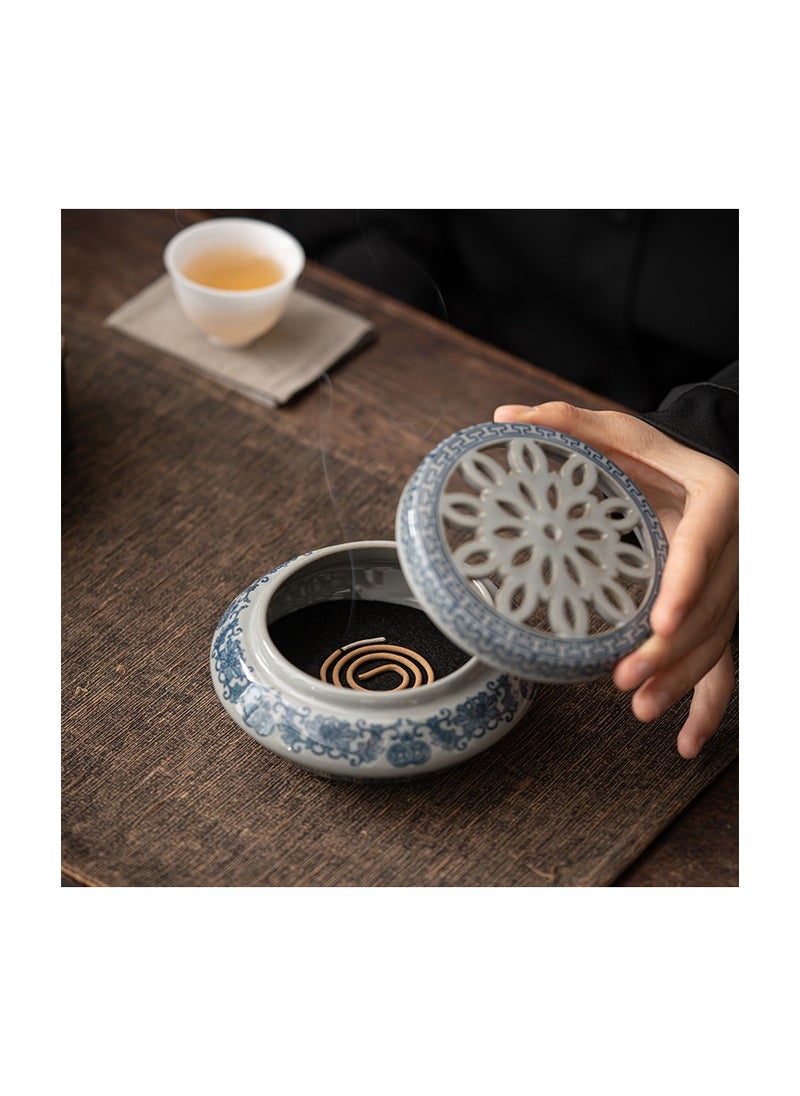 Blue-and-white incense burner, ancient pottery clay, ceramic crafts, incense ornaments, backflow aromatherapy.