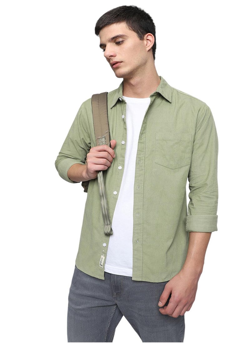 Slim Fit Green Shirt for Men - 100% Cotton, Solid, Spread Collar, Full Sleeves, Casual Look,