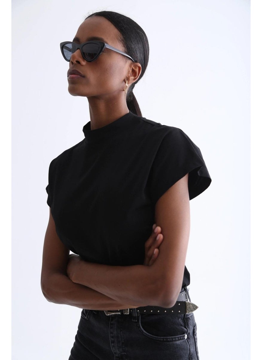 Women's Black Short Sleeve Stand Collar Crop Blouse