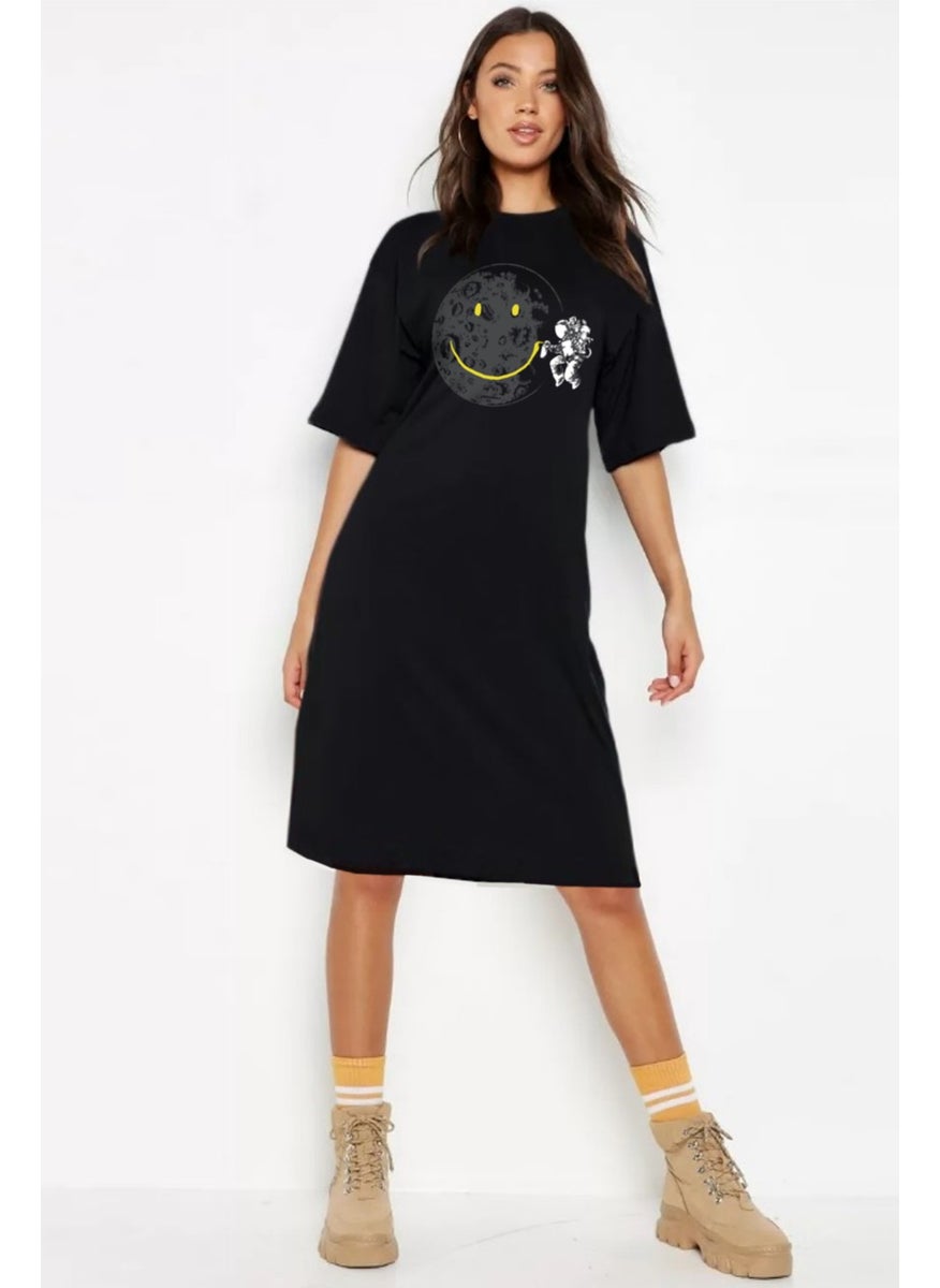 Graffiti Astronaut Black Short Sleeve Above Knee Mid Length Combed Cotton Dress