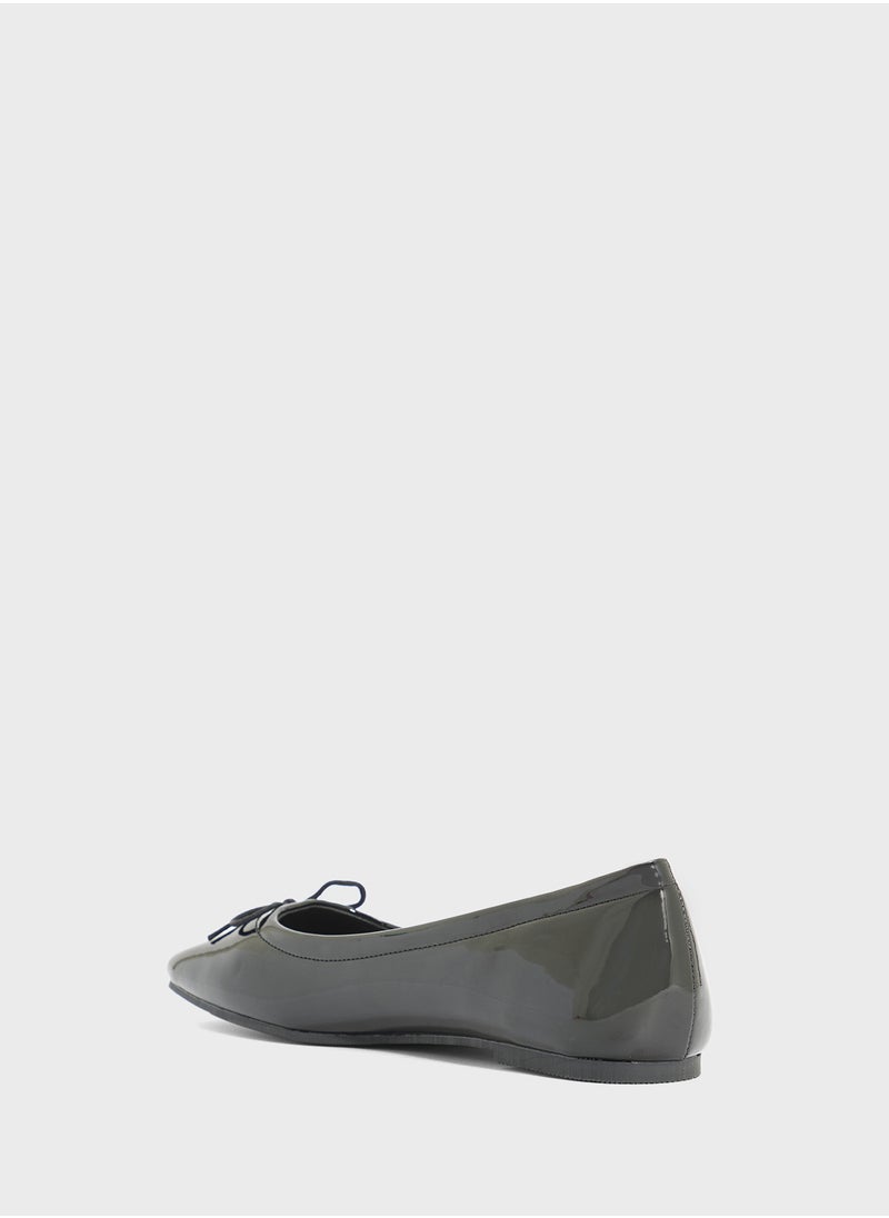 Everyday Ballerina Flat With Bow