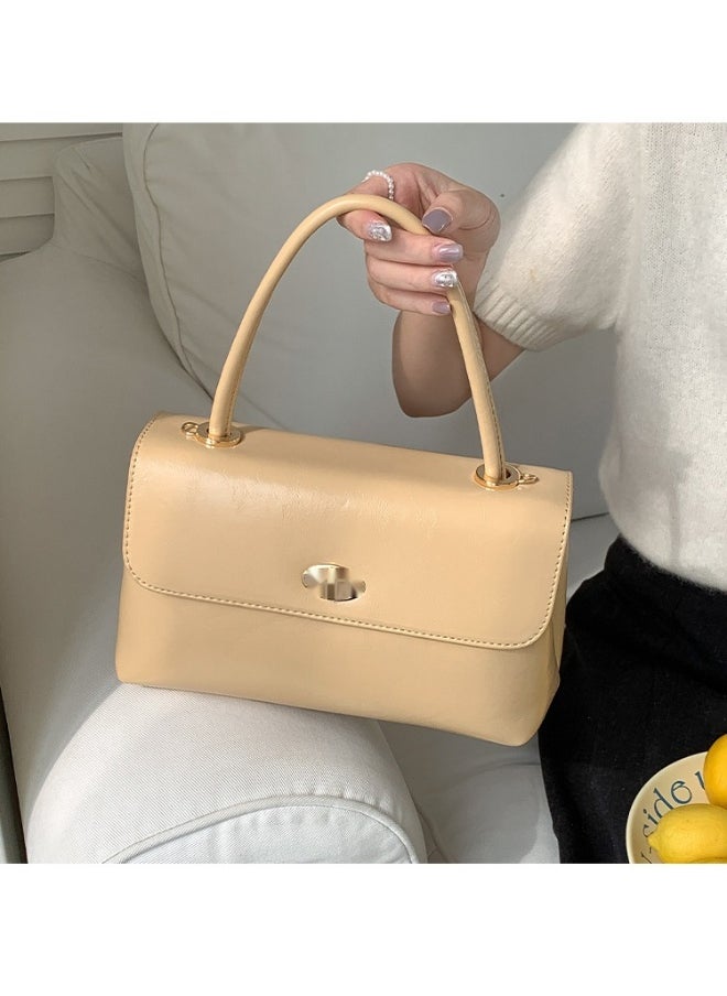 Retro Handbag Fashion Niche Design All Crossbody Bag Oil Wax Skin Foreign Air Clamshell Hand Carrying Small Square Bag
