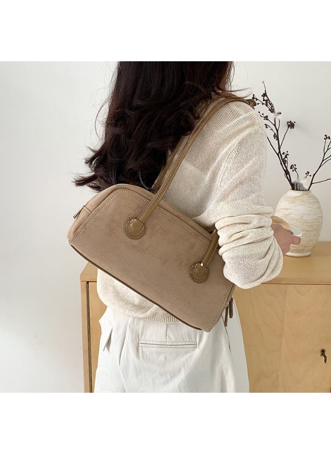 Vintage Fashion Suede Bag Niche High-grade Baguette Bag Large Capacity Shoulder Bag for Woman