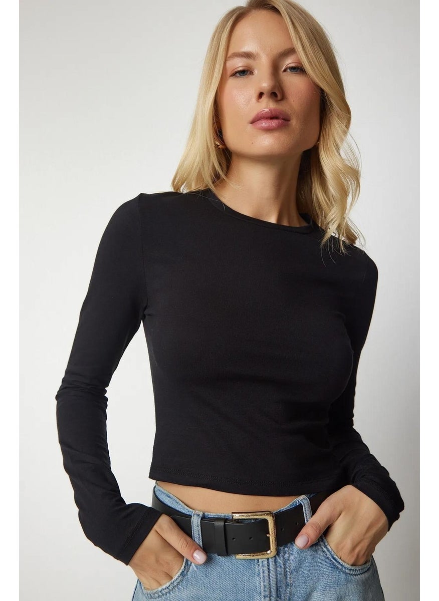 Women's Black Long Sleeve Crew Neck Crop Blouse