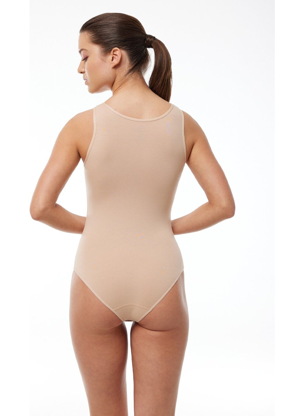 Women's Ten Hook Thick Strapped Modal Undershirt 135