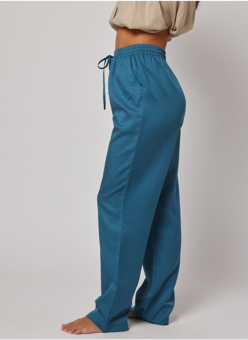 Ashita Fernandes Nad Ki Kahani: Pants, A Story of Comfort and Style