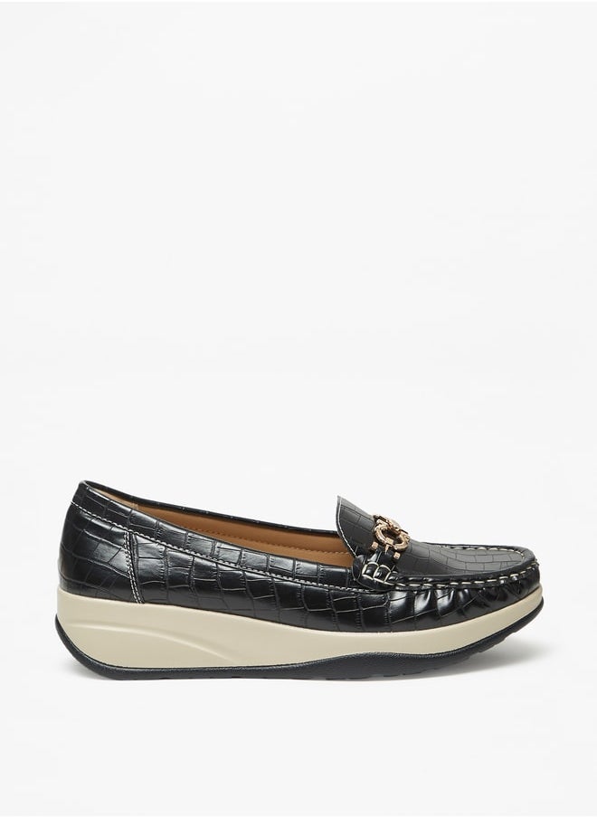 Women Textured Slip-On Loafers With Metal Accent Detail
