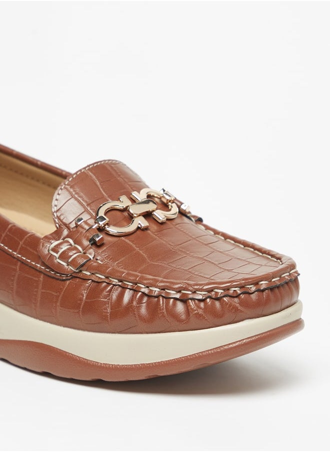 Women Textured Slip-On Loafers With Metal Accent Detail