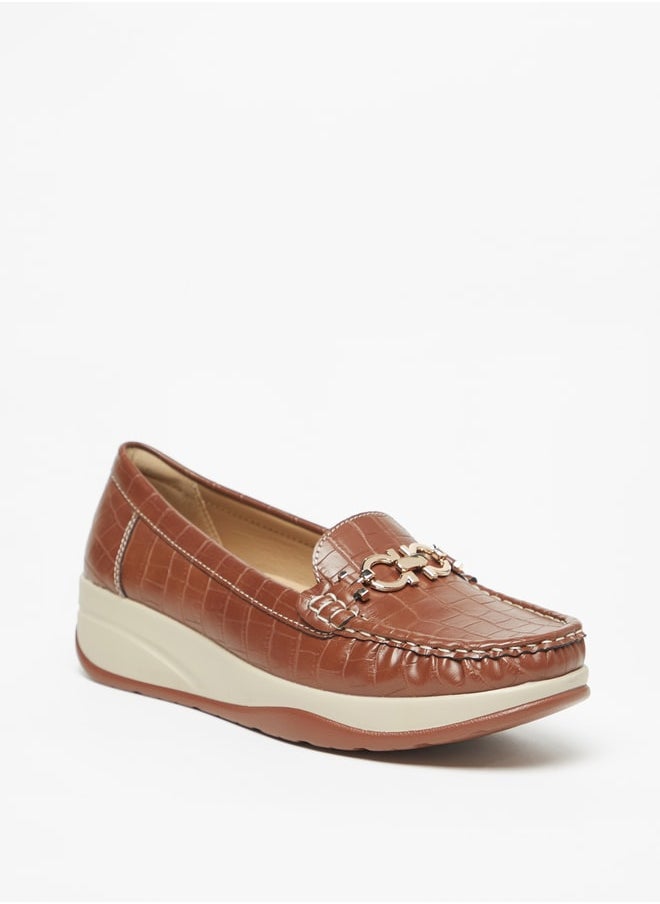 Women Textured Slip-On Loafers With Metal Accent Detail