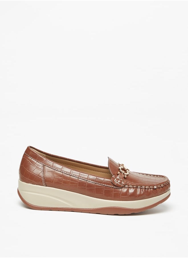 Women Textured Slip-On Loafers With Metal Accent Detail