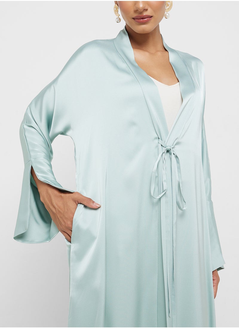 Abaya With Tie Up Closure