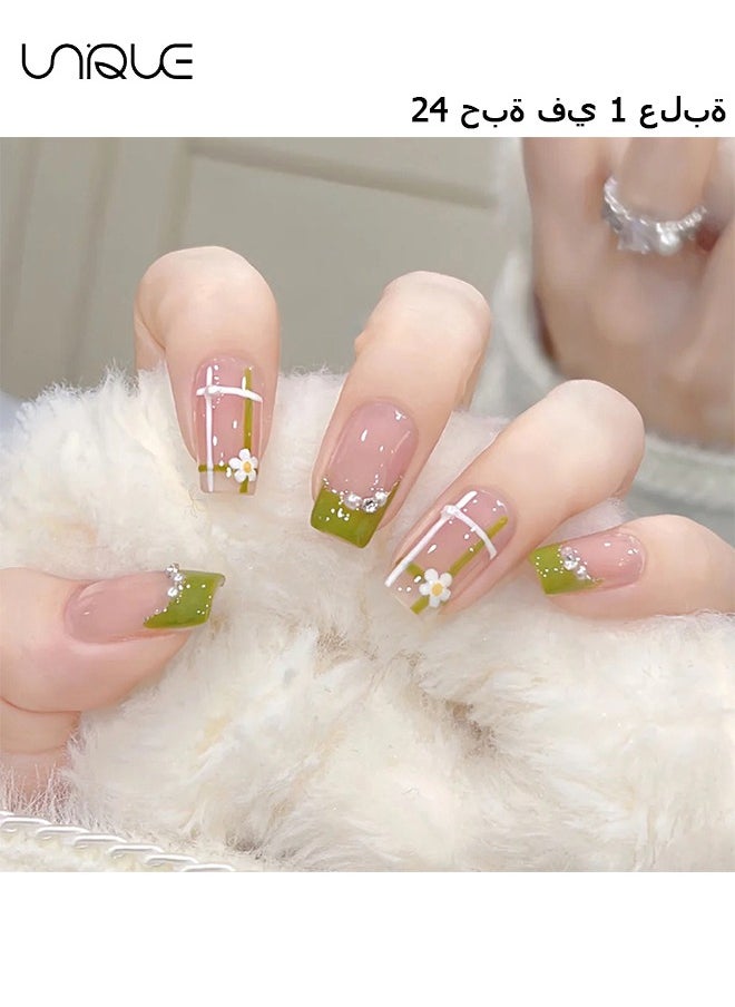 24 Pcs Fake Nails - Short Checkerboard Nail Art - Green Striped Nail Art - Pearl Sparkling Manicure - Fake Nail Patch