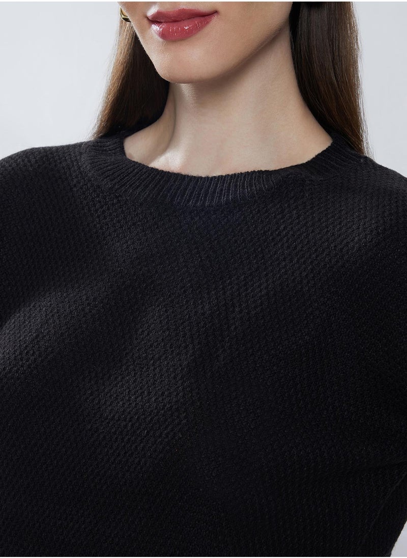 Women's Midnight Black Solid Crop Pullover Sweater