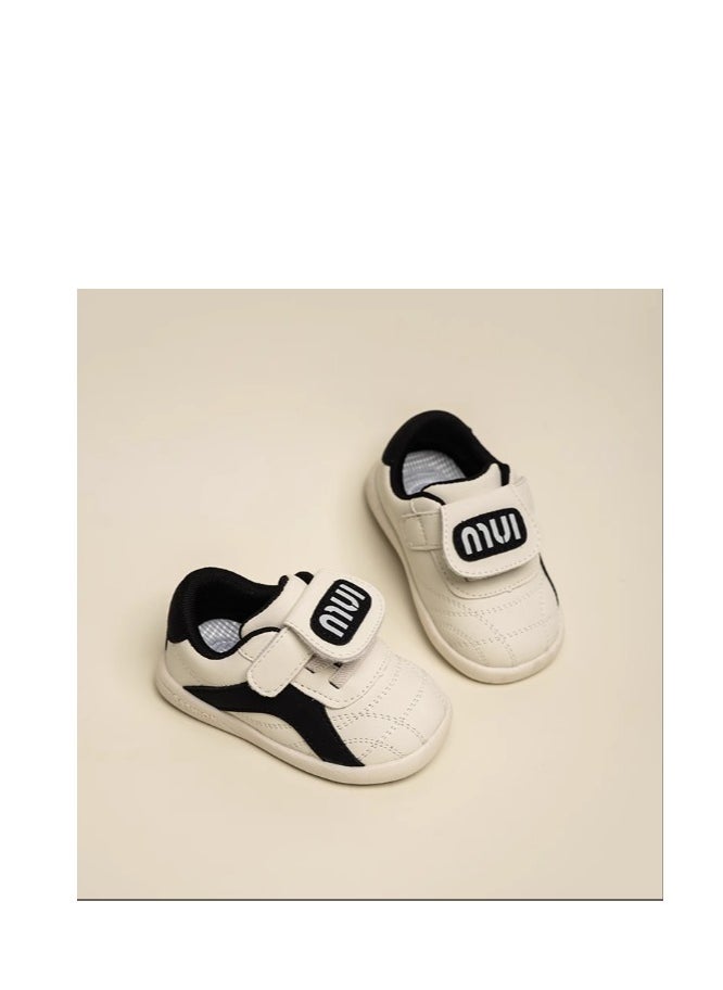Soft Soled Athletic Walking Shoes
