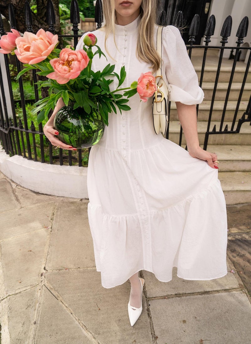 Lightweight midi dress in textured fabric with voluminous sleeves