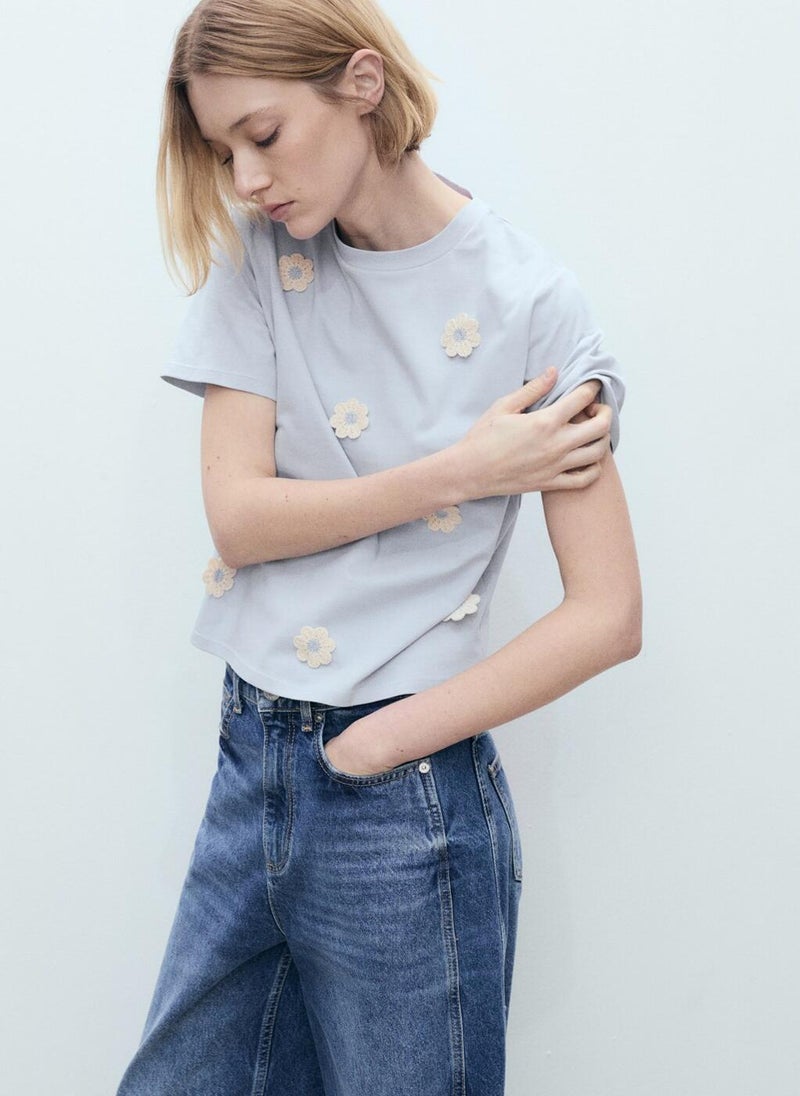 Flower Detail Crew Neck T-Shirt