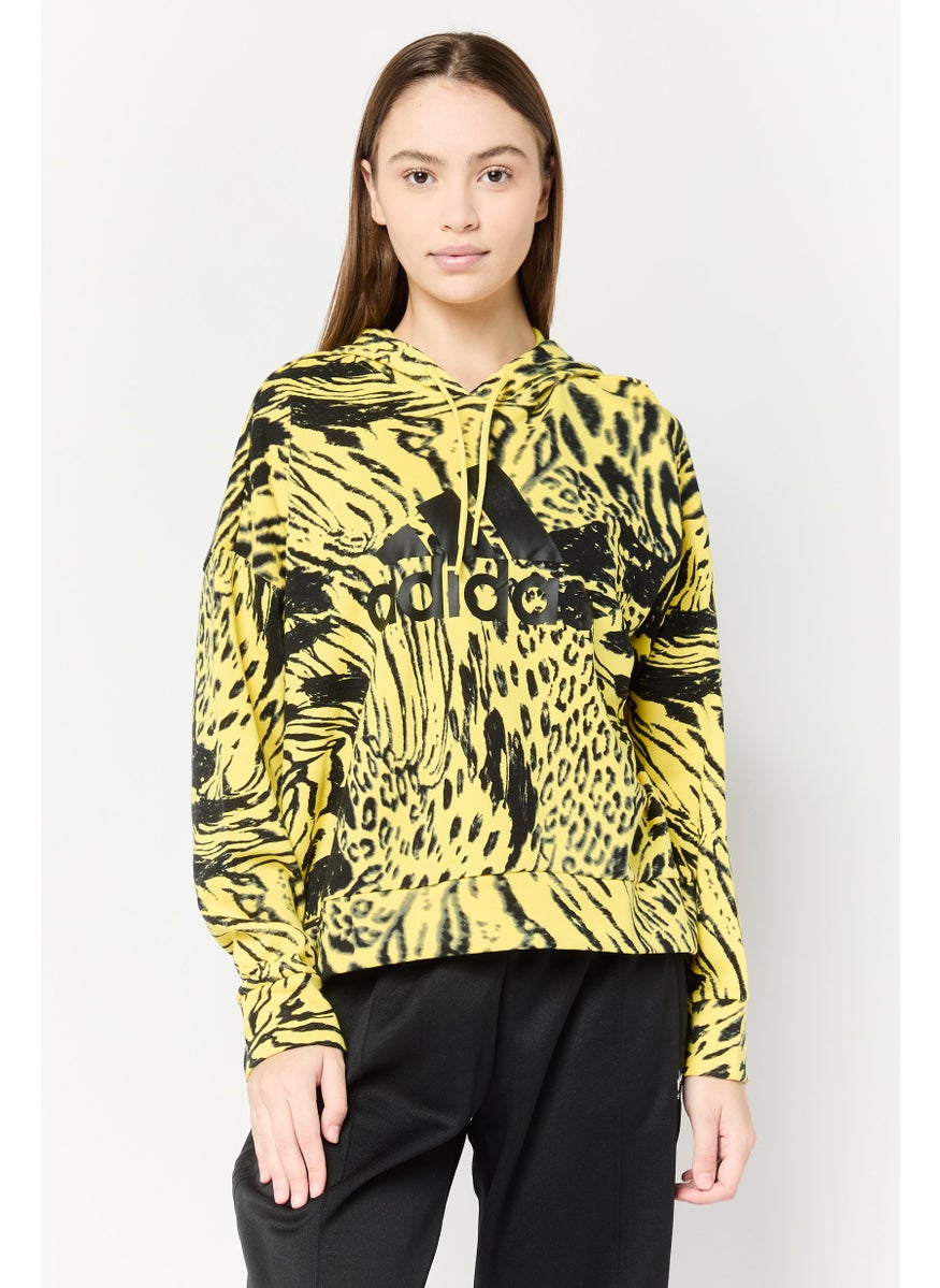 Women Sportswear Fit Long Sleeve Outdoor Sweatshirt, Multicolor