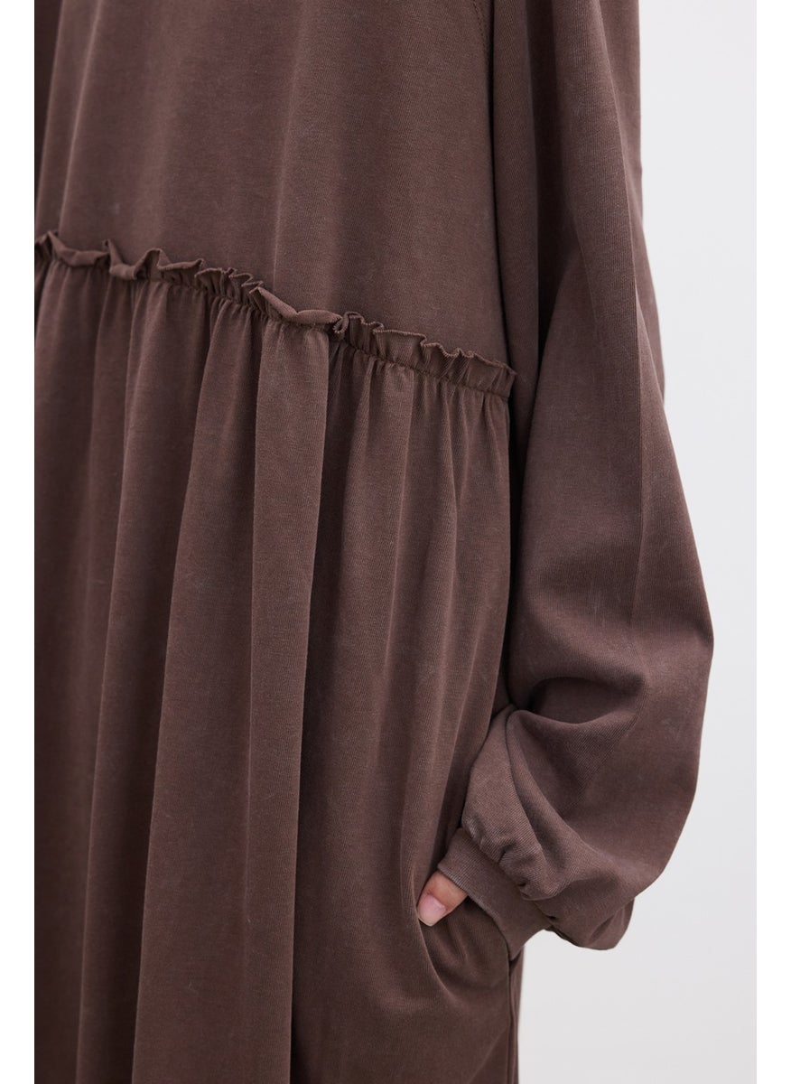 Oversized Gathered Dress Brown