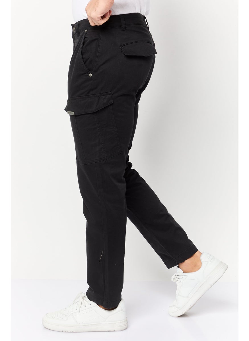 Men Slim Fit Plain Cargo Pants, Black