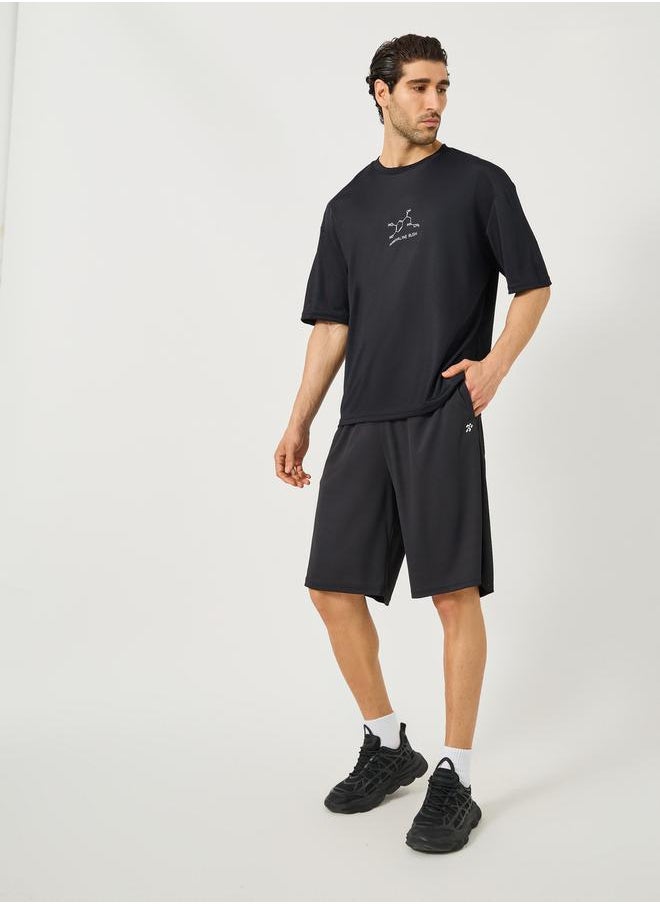 Oversized Slogan Print Round Neck T-Shirt and Shorts Set