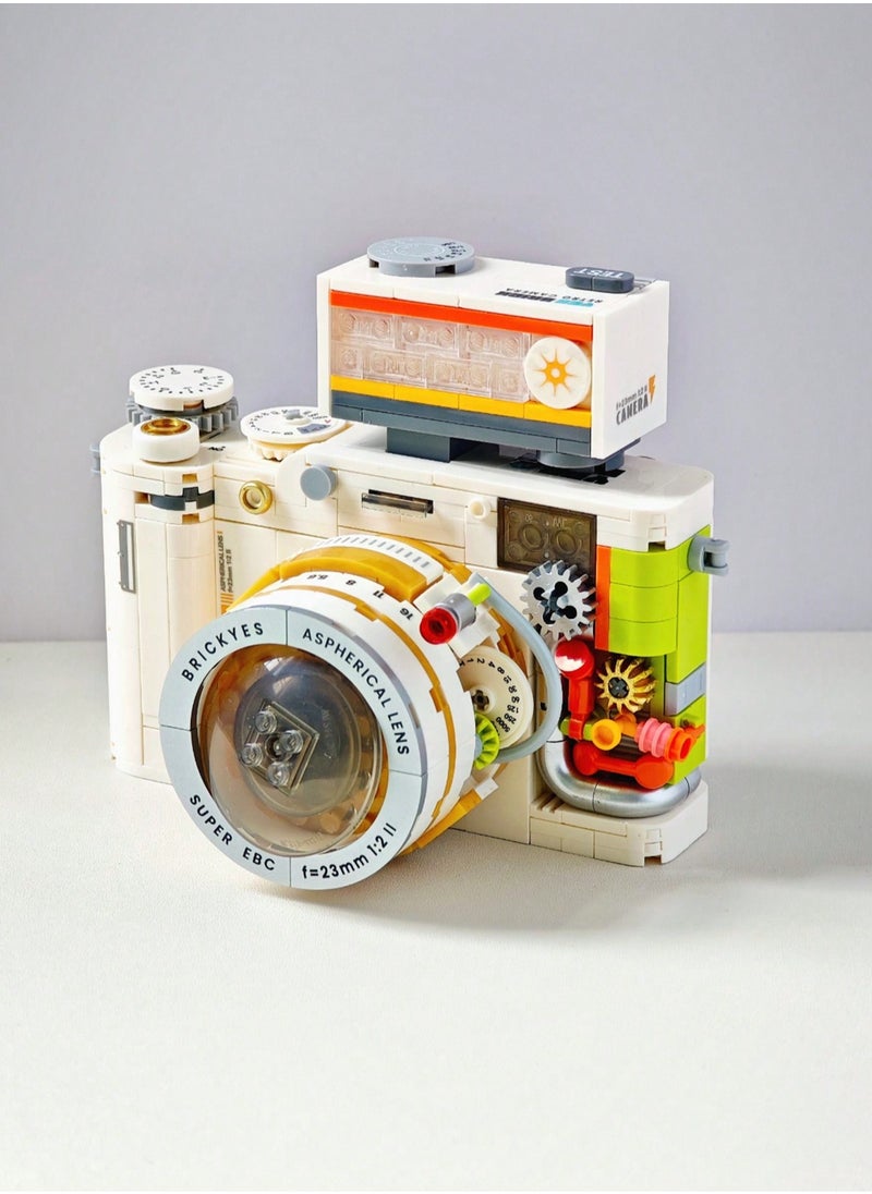 Retro Camera Building Block Set – Vintage Photography Model Kit, Creative Assembly Toy for Photography Lovers, Durable Mini Brick Construction, Ideal for Decoration & Gift Collection, Perfect for Christmas & New Year