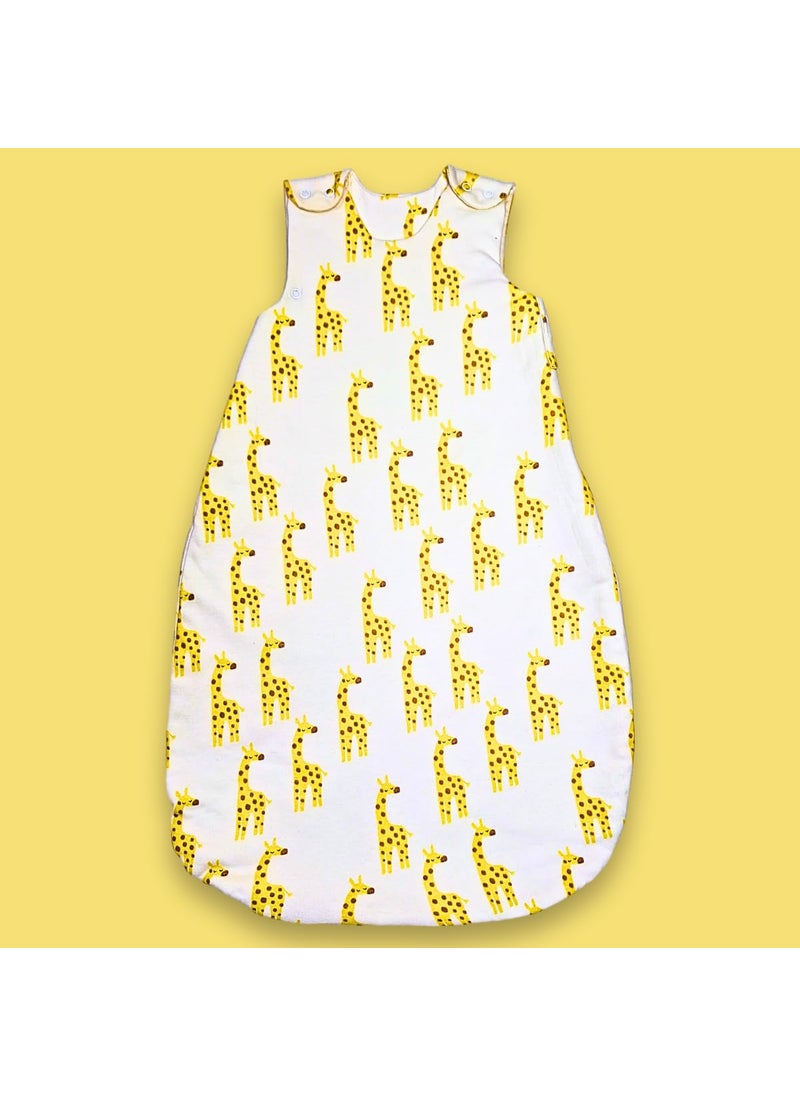 TuddyBuddy Baby Cotton Wearable Quilted Sleeping Bag Blanket 15 Tog with 2 Way Zipper Closure Ideal for Babies Kids Hypoallergenic Fabrics Giraffe All Over Printed Yellow 06 Months