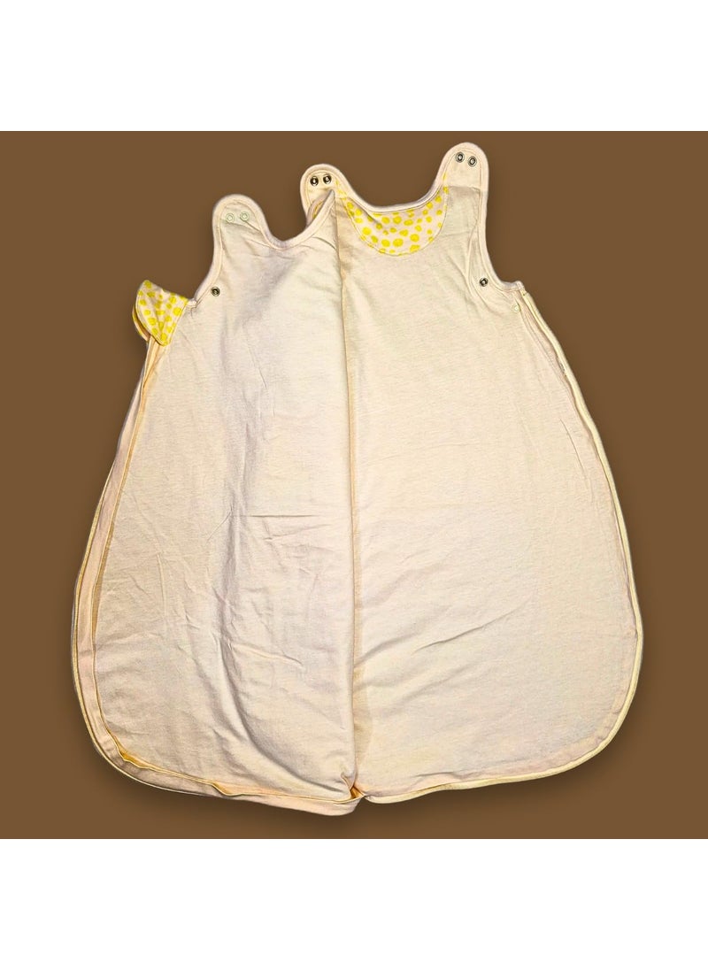 TuddyBuddy Baby Cotton Wearable Quilted Sleeping Bag Blanket 15 Tog with 2 Way Zipper Closure Ideal for Babies Kids Hypoallergenic Fabrics Yellow Dots All Over Printed 06 Months