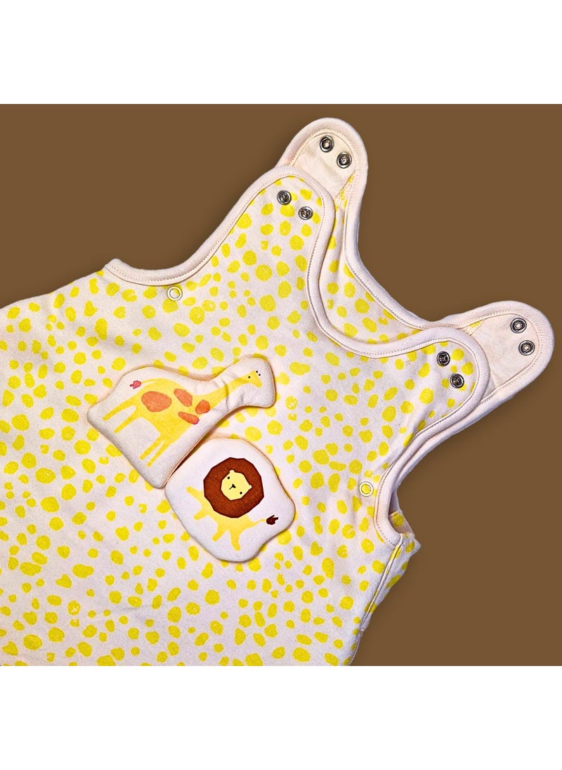 TuddyBuddy Baby Cotton Wearable Quilted Sleeping Bag Blanket 15 Tog with 2 Way Zipper Closure Ideal for Babies Kids Hypoallergenic Fabrics Yellow Dots All Over Printed 06 Months