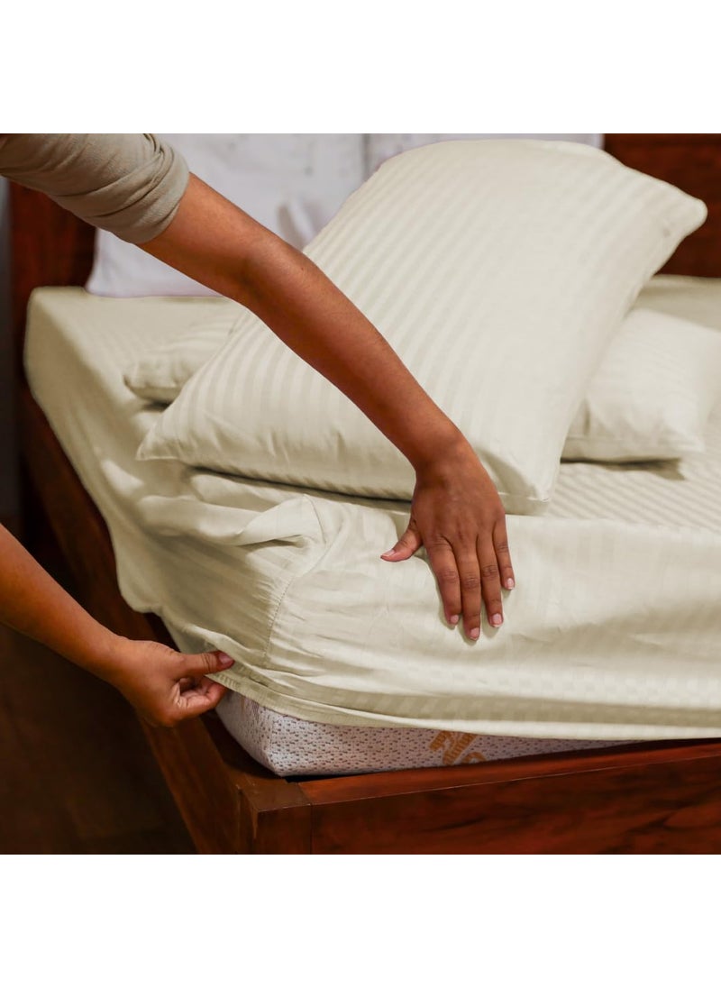 Blue Dahlia 100 Cotton Fitted Bedsheet for Double Bed 300TC Premium Sateen Weave Elastic Fit Sheet Set Queen Size Up to 12 Deep Pocket 1 Fitted Sheet60x80 2 Pillow Covers18x28 Cream