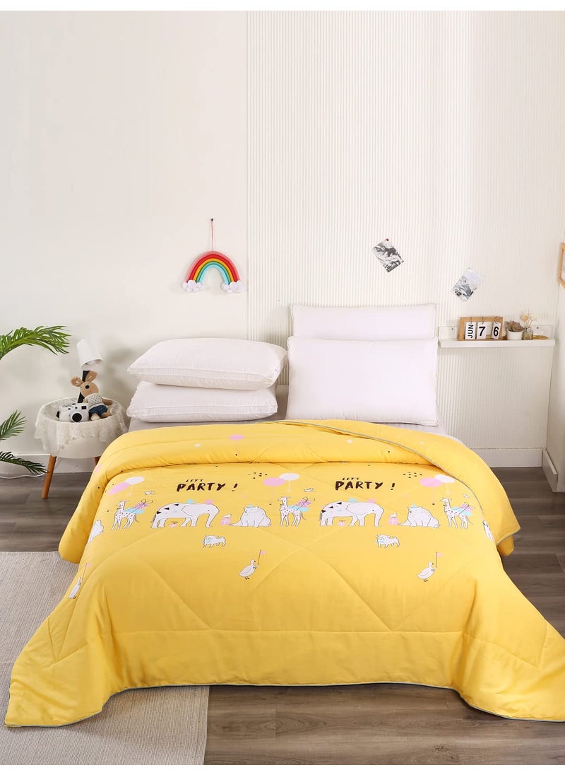 URBAN DREAM Kids Animal Party Print Yellow and White Comforter